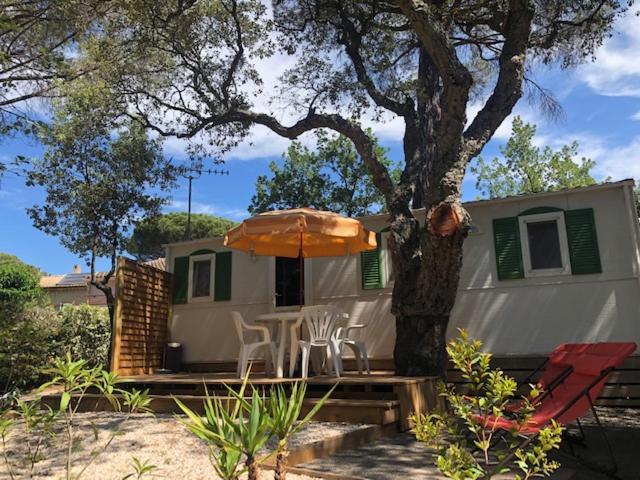 Camping de Parpaillon Roquebrune-sur-Argens Buitenkant foto